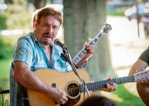 Vernon McIntyre singing at Fibonacci Brewery 2018. Photo by Ron Rack.